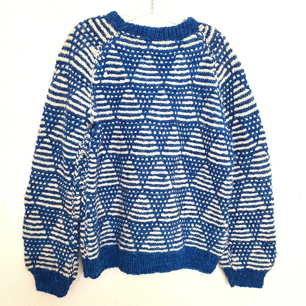Vintage Elegant Passage‎ Sz L Blue 100% Wool Heavyweight Fisherman Sweater Cozy